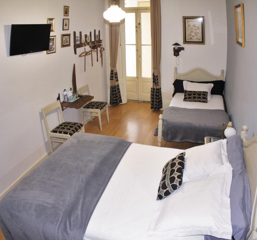 Bo - Alvares Cabral Guesthouse Porto Room photo